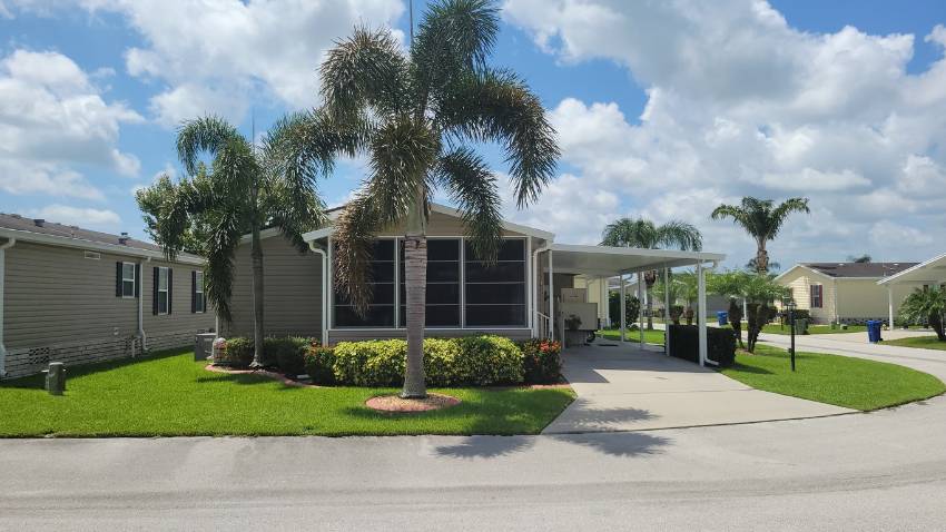 1079 Heartwood Cypress Drive a Winter Haven, FL Mobile or Manufactured Home for Sale